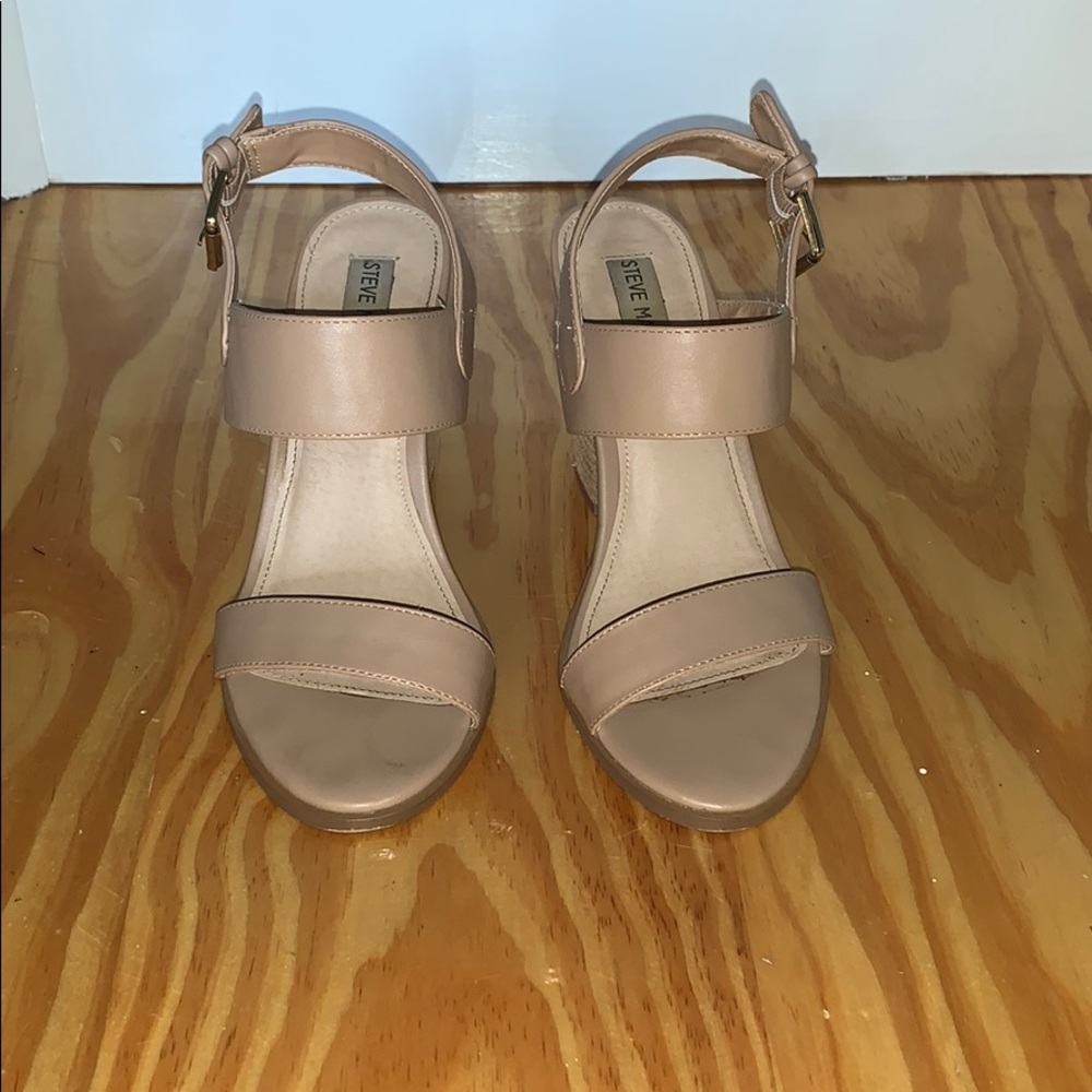 Nude Steve Madden Strap Chunky Heels Size 8